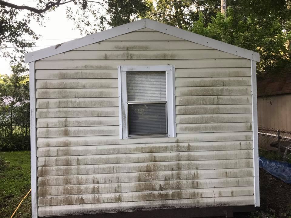 508819812_3312645672216625_4285400354650368521_n bradenton pressure washing before photo 2